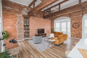 Nicht klassifiziertes Bild, 2 von 80, Schaltfläche