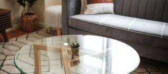 Quaint Rancher with Fully Fenced Back Yard.