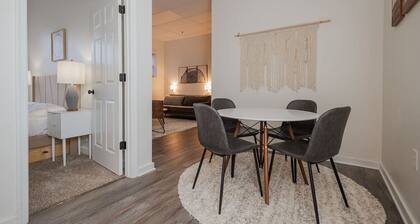 The Awesome Abode- 2 bedroom apartment