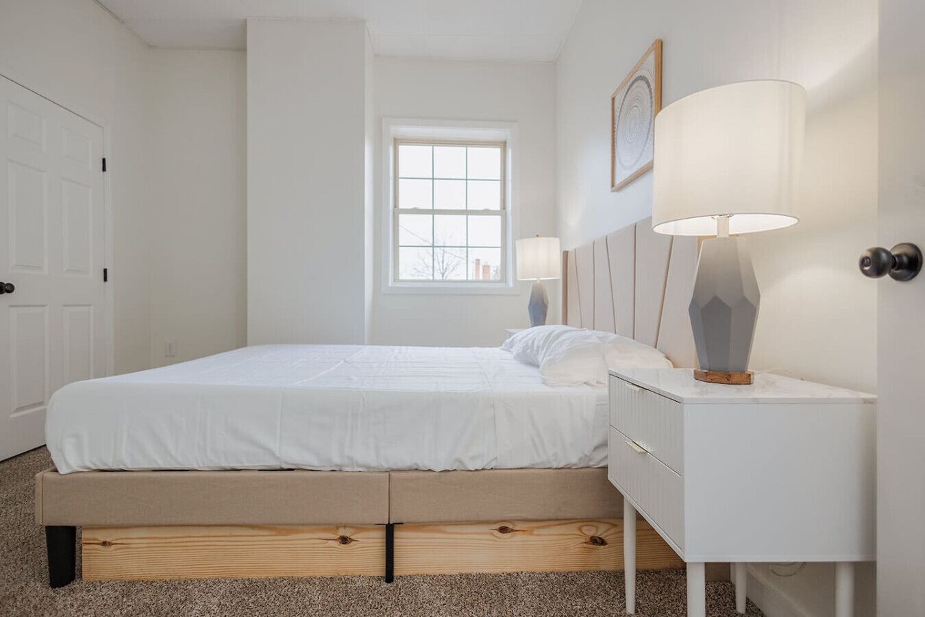 2 Schlafzimmer, Schreibtisch, Bügeleisen/Bügelbrett, WLAN