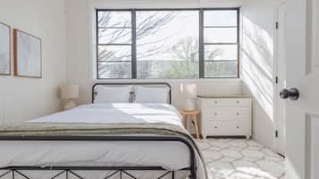 1 chambre, fer et planche à repasser, Wi-Fi, literie fournie