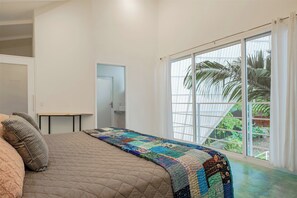2 bedrooms, desk, free WiFi, bed sheets