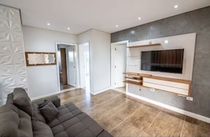 Living area - House in Riviera De Santa Cristina XIII (Paranapanema)