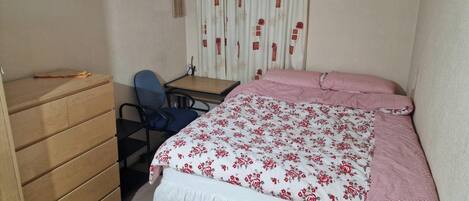 1 Schlafzimmer, Schreibtisch, kostenloses WLAN