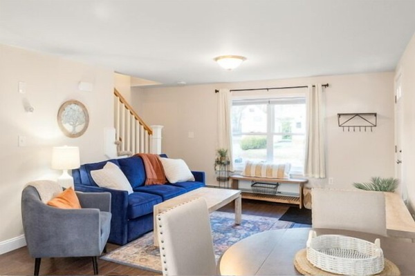 Relax after all the fun in the cozy living room!