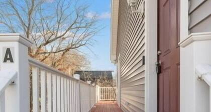 Canobie Lake Hideaway