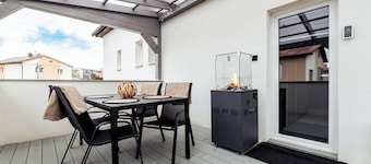 Comfy and spacious apartment with terrace and grill in Poprad near High Tatras