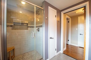 Towels, soap, toilet paper