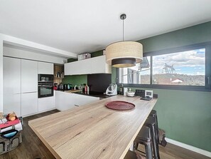 Kühlschrank, Ofen, Geschirrspüler, Toaster