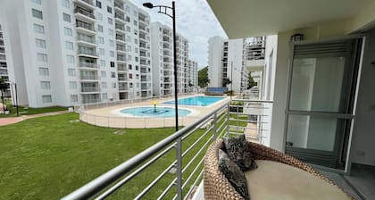 Spacious 3-bedroom apartment with fitness room, WiFi in fabulous Girardot