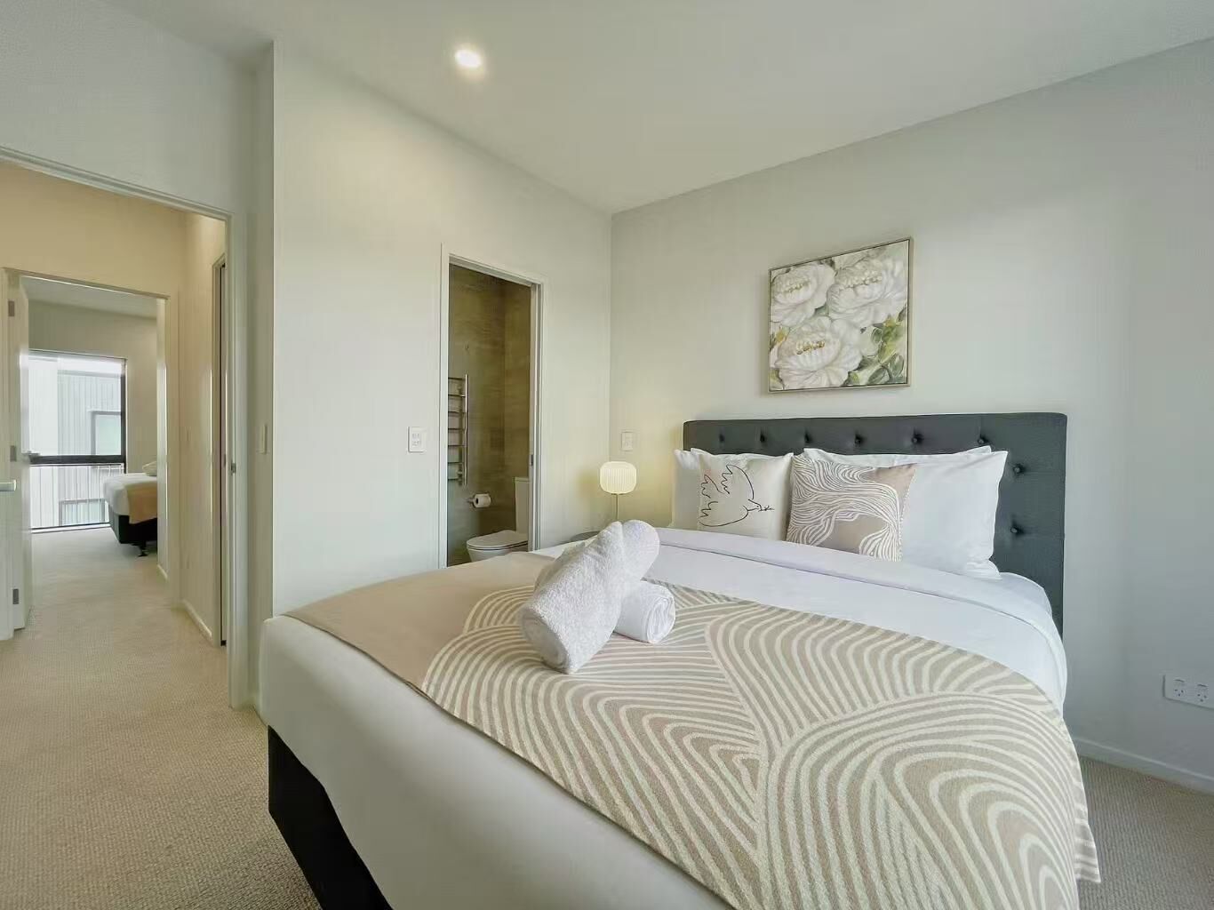 2 bedrooms, desk, iron/ironing board, free WiFi