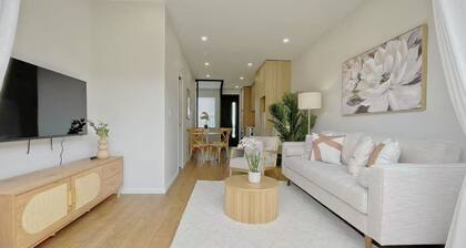 Modern 2-Bedroom Townhouse in Grey Lynn