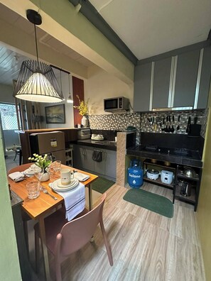 Fridge, microwave, stovetop, electric kettle