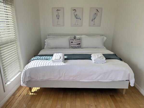 4 chambres, fer et planche à repasser, Wi-Fi gratuit, draps fournis