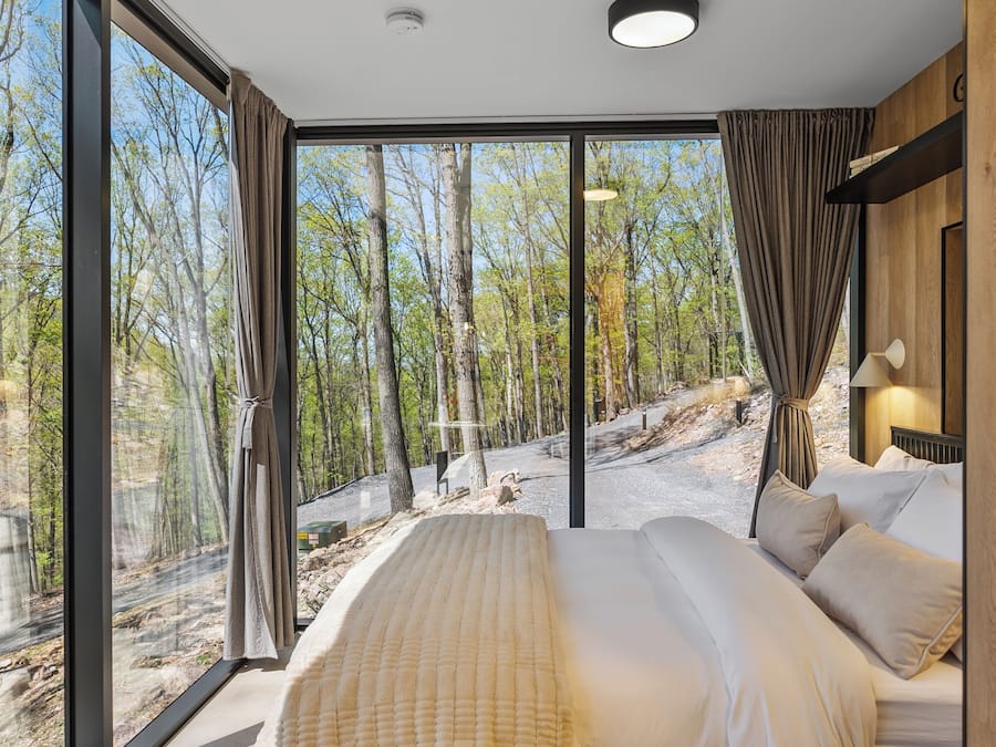 1 bedroom, premium bedding, down comforters, laptop workspace