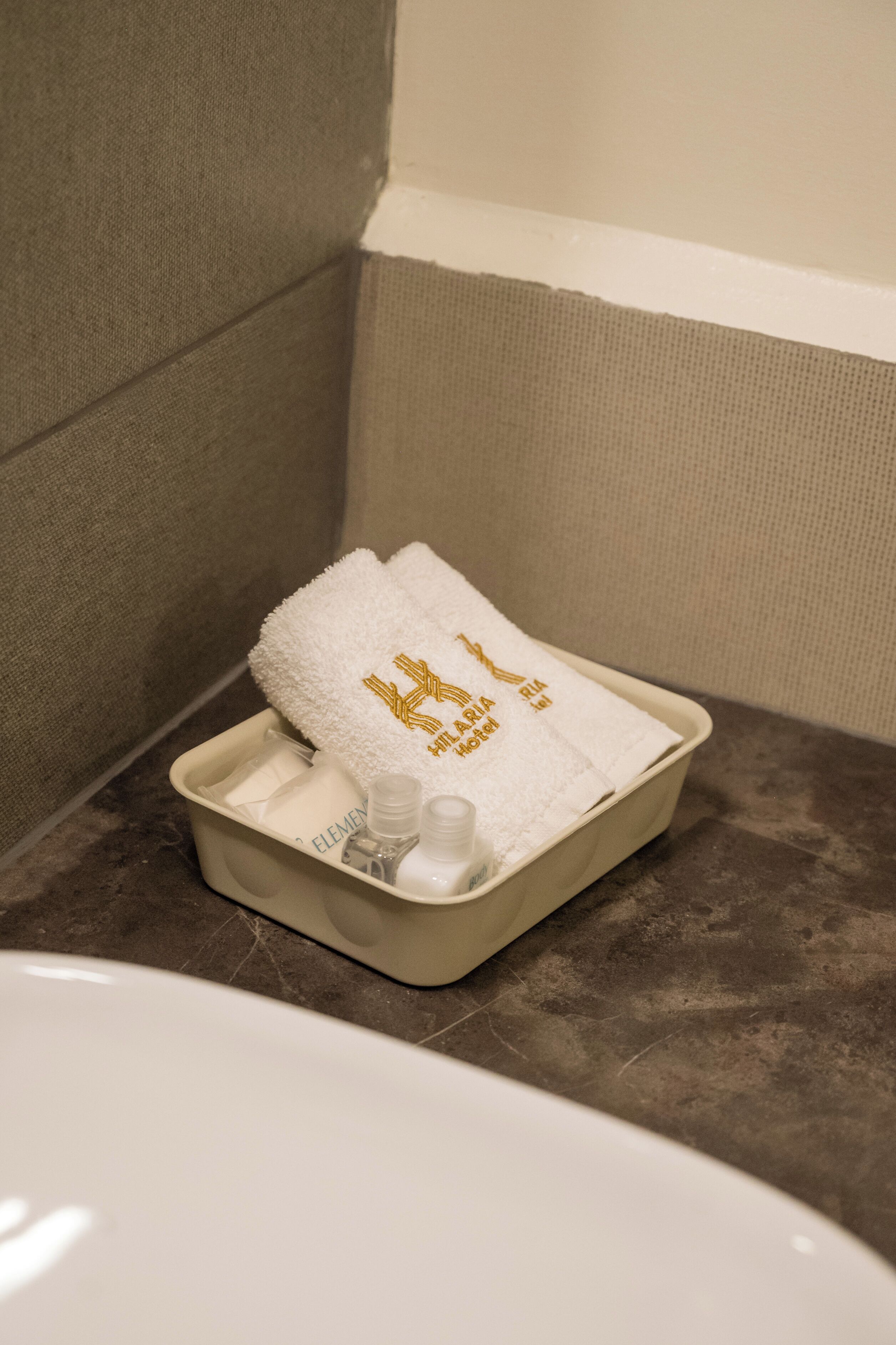 标准房 | 浴室 | 免费洗浴用品、毛巾、肥皂、洗发水