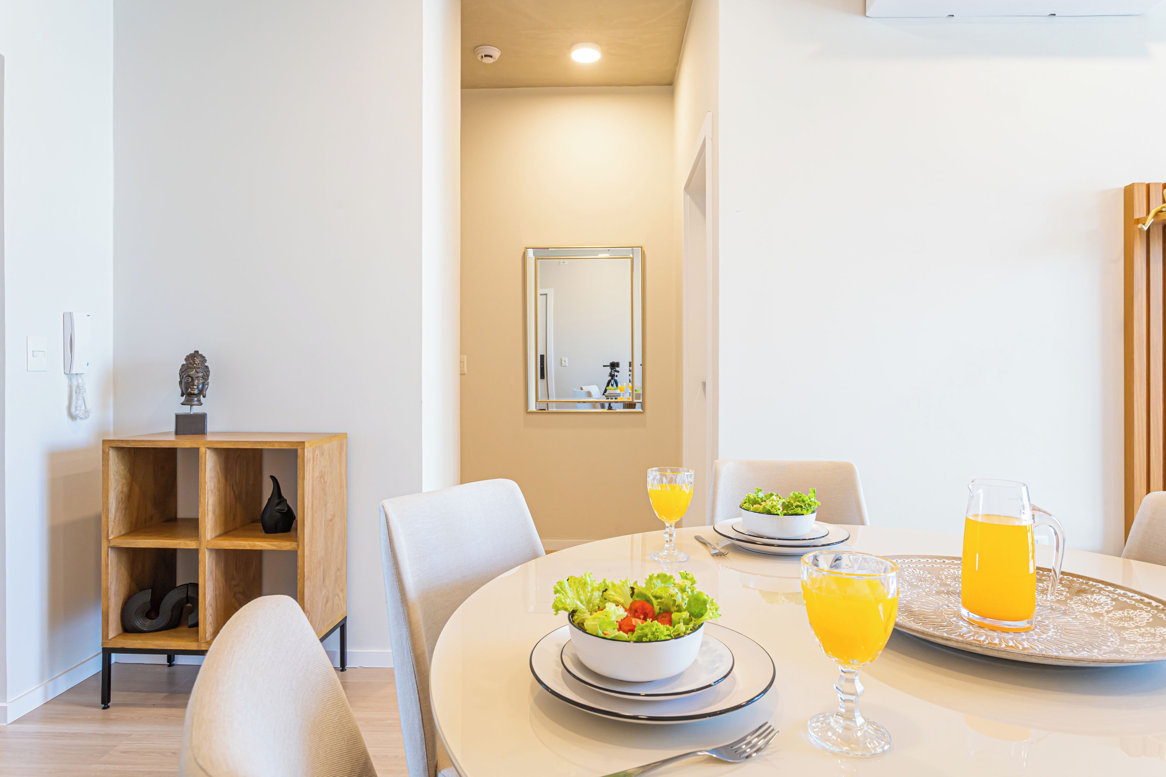 Apartment, 2 Bedrooms | Living area | 55-inch Smart TV with satellite channels