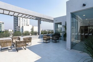 Rooftop terrace - Hestia at Life Mariscal (Asunción)