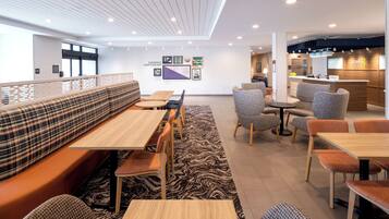 Desayuno buffet incluido todos los días