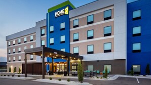 Unclassified image, 3 of 22, button - Home2 Suites By Hilton St. Joseph (St. Joseph)