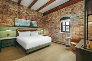 Room, 1 King Bed, Accessible, Bathtub (Mobility & Hearing) - The Hotel Monroe, Tapestry Collection By Hilton (Monroe)