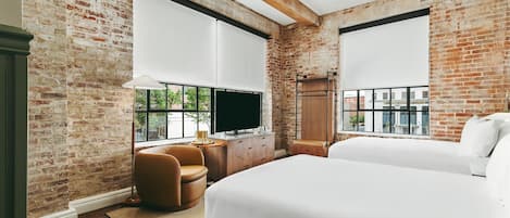 Room, 2 Queen Beds, Accessible (Mobility & Hearing, Roll-In Shower)