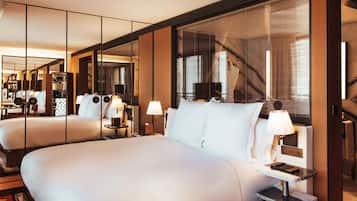 Ropa de cama de alta calidad y minibar