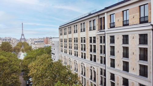 Sax Paris, LXR Hotels & Resorts
