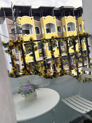 Comfort Quadruple Room, Mountain View