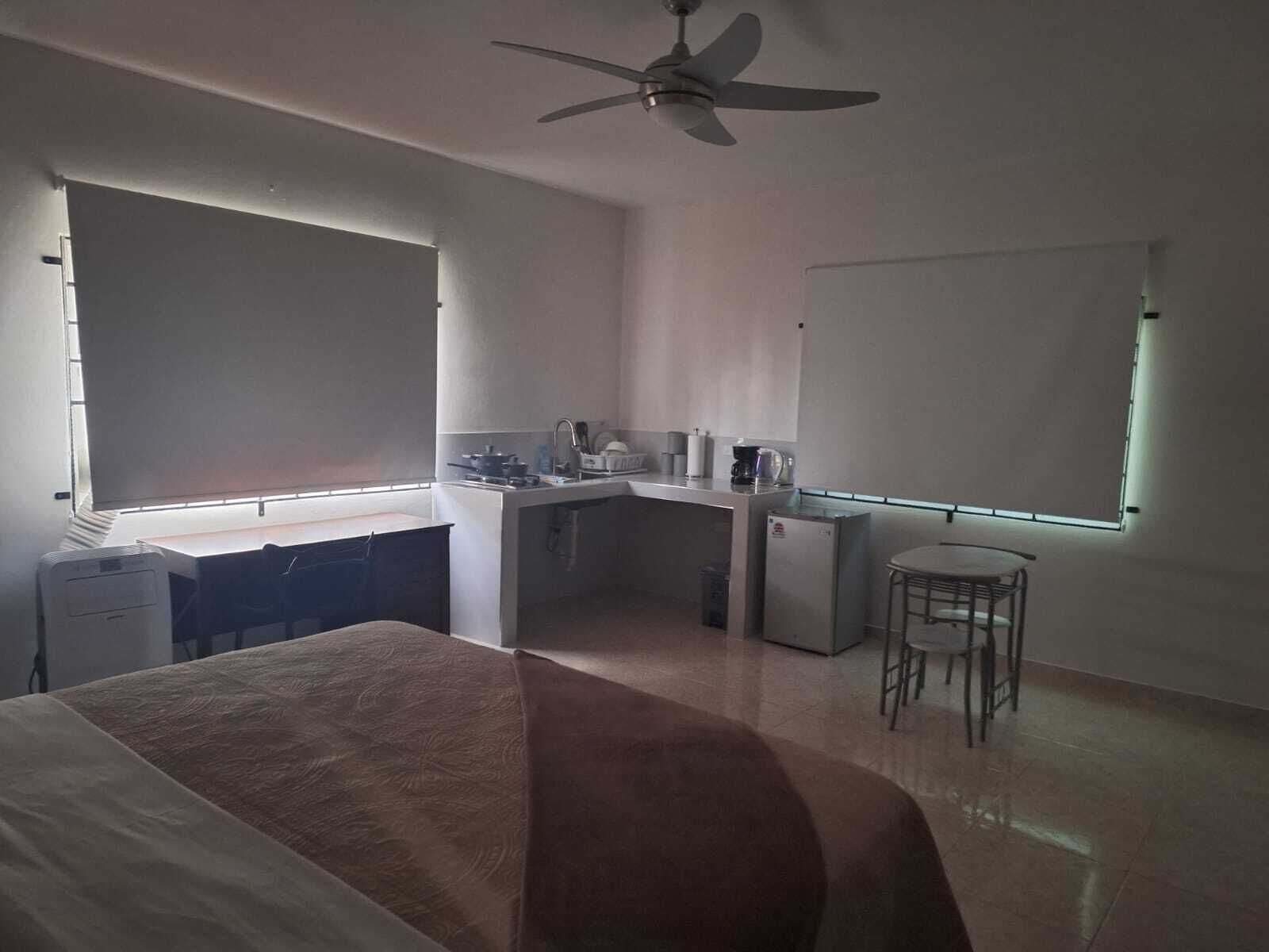 1 Schlafzimmer, Schreibtisch, Reisekinderbett, WLAN