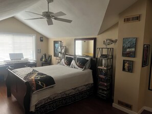 2 habitaciones, tabla de planchar con plancha, wifi y ropa de cama 