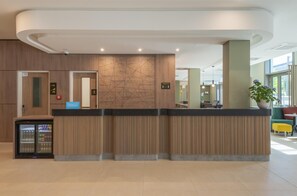 Reception - Hampton By Hilton Dresden City Centre (Dresden)