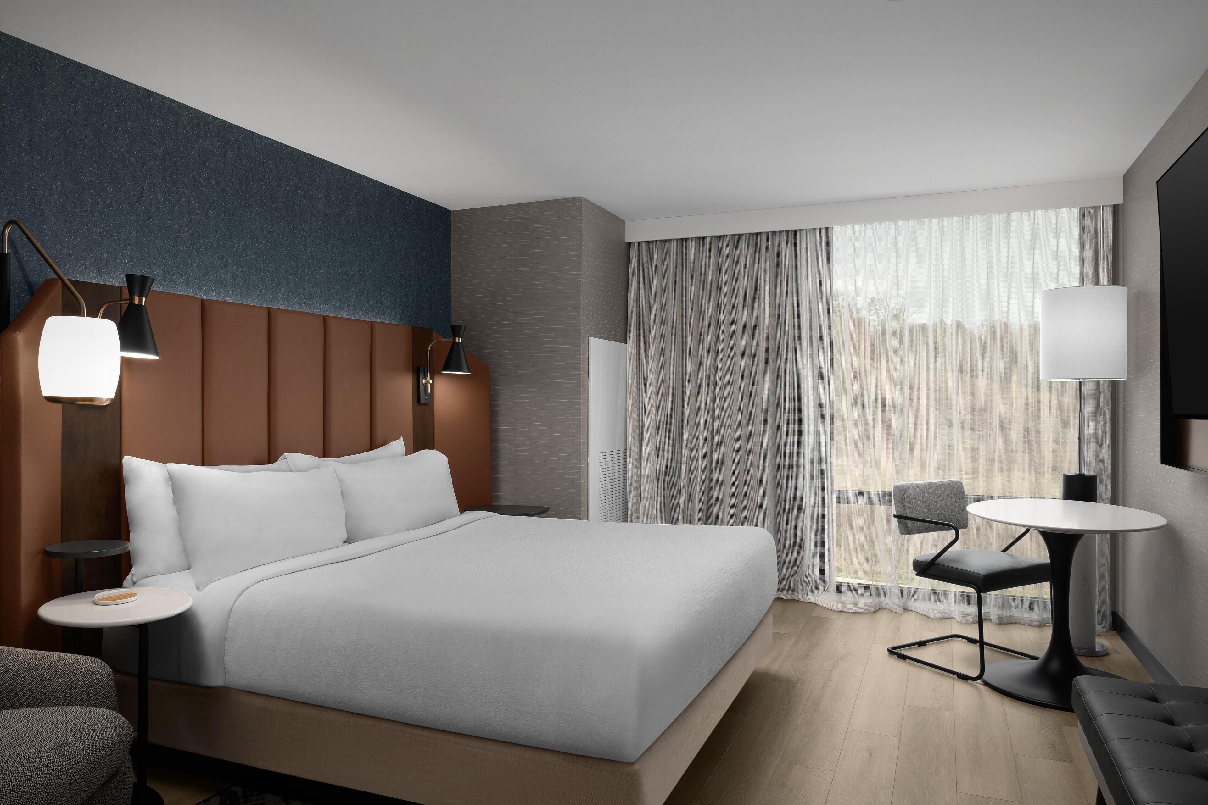 Ropa de cama de alta calidad y escritorio