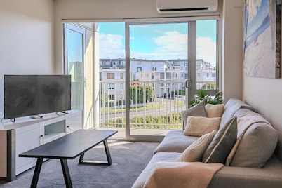 Largest apartment in the block 2 bedrooms 2 bathrooms includes carpark and pool