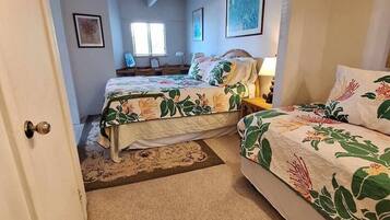 2 bedrooms, desk, iron/ironing board, travel crib