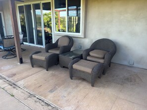Terrace/patio - The Gem of Fallbrook - A unique stay with breathtaking views on an Avocado Farm! (Fallbrook)
