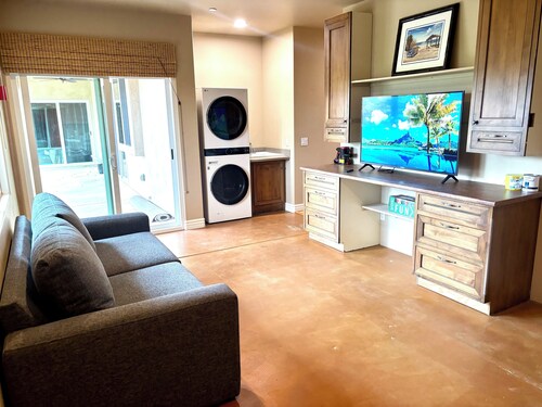 The Gem of Fallbrook - A unique stay with breathtaking views on an Avocado Farm!