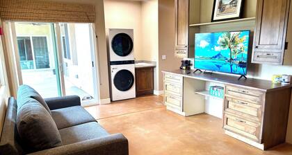 The Gem of Fallbrook - A unique stay with breathtaking views on an Avocado Farm!