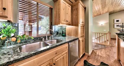 lx26 Luxury South Lake Tahoe Home
