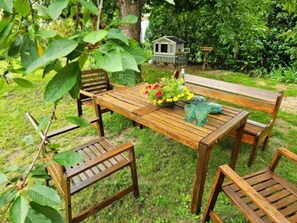 تناول الطعام بالخارج