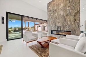 Unclassified image, 4 of 50, button - 'Polo Ranch' 5 BR, 2.5 acres, private tennis court (La Quinta)