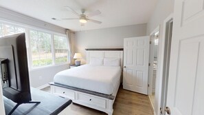 Iron/ironing board, free WiFi, bed sheets