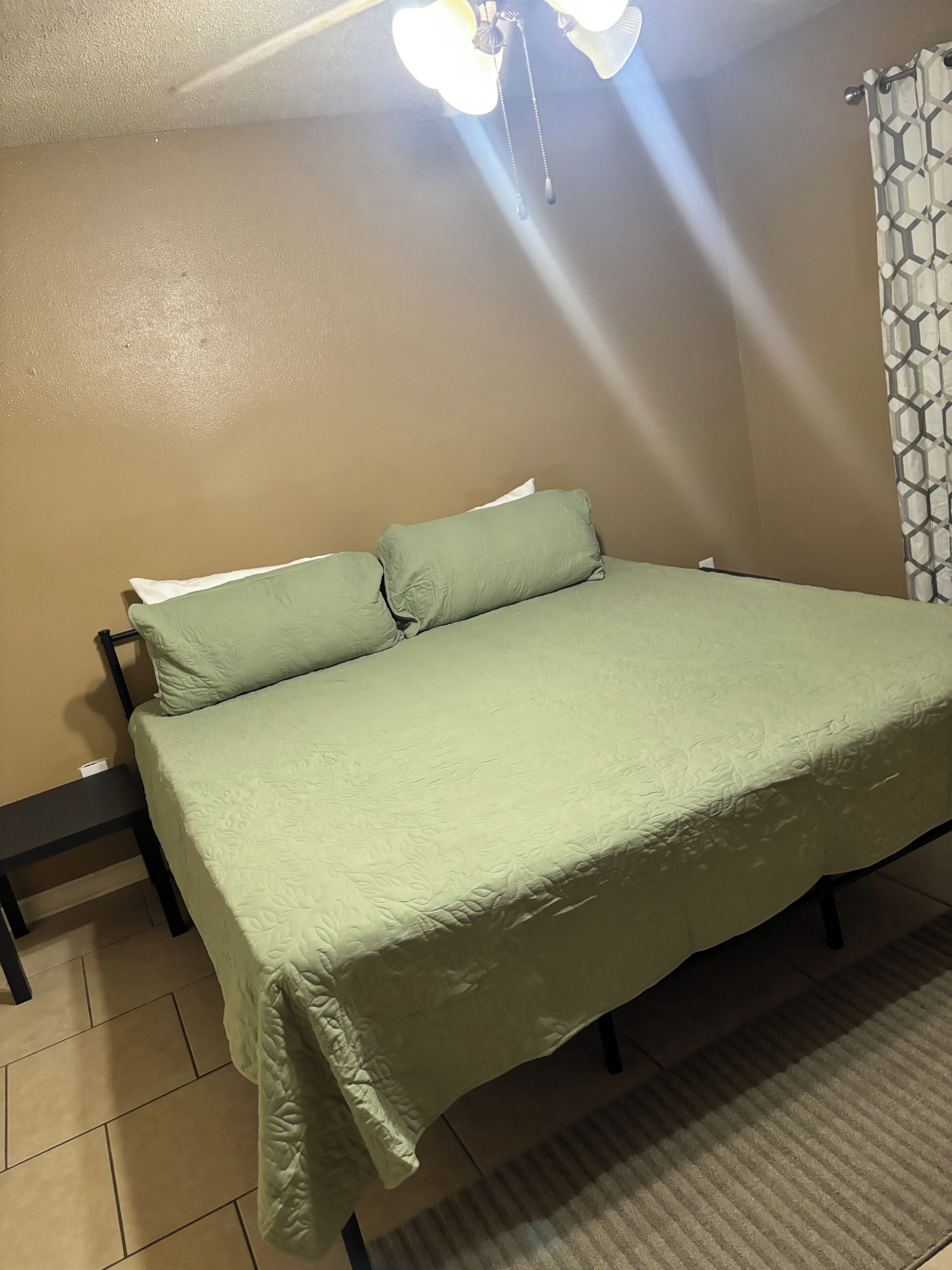 3 chambres, Wi-Fi gratuit, draps fournis