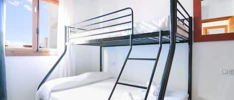 2 bedrooms, free WiFi