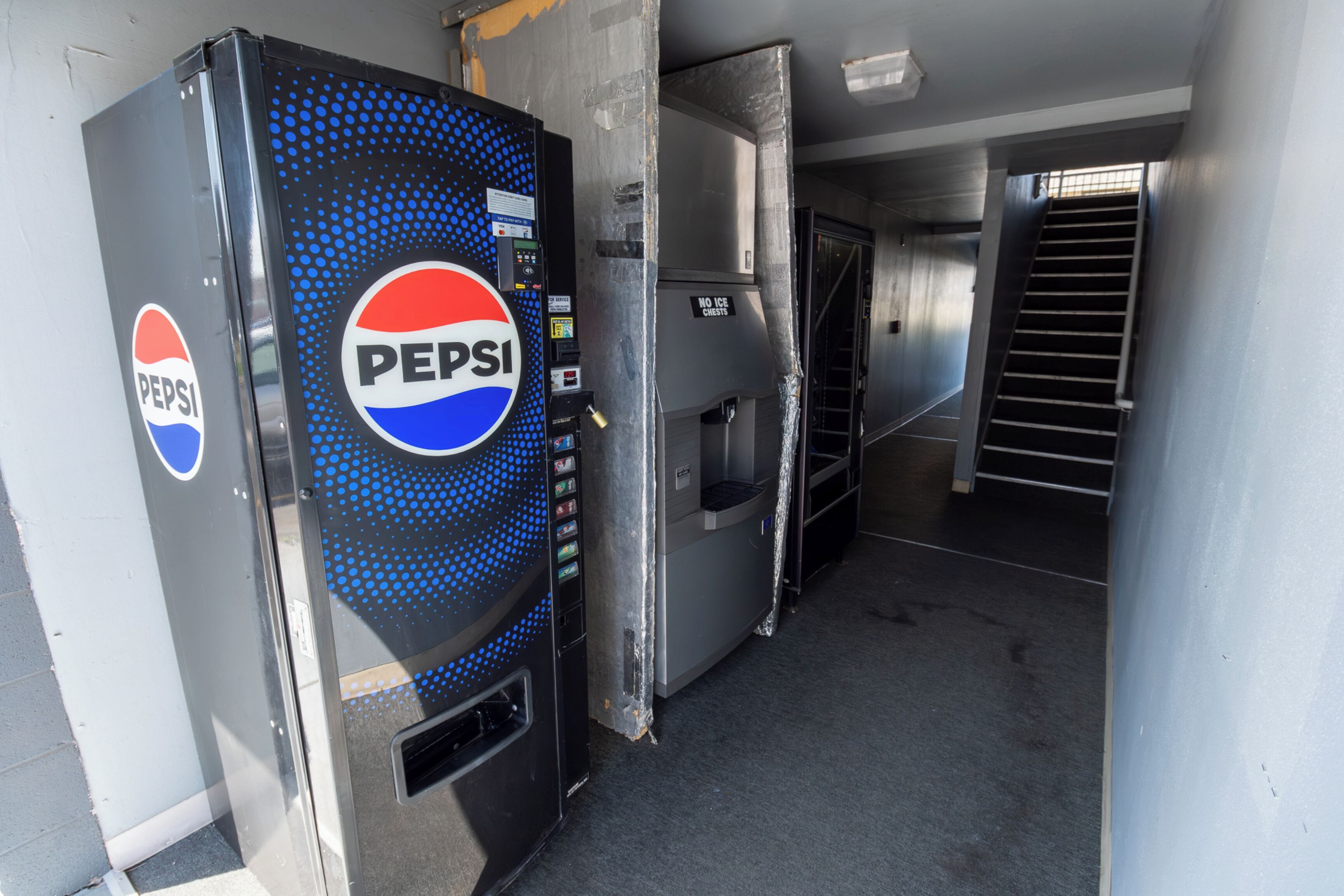 Vending machine