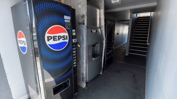 Vending machine