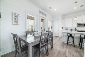 Dining - PRIVATE HOME WITH BEACH ACCESS AND POOLS! (Gulf Shores)