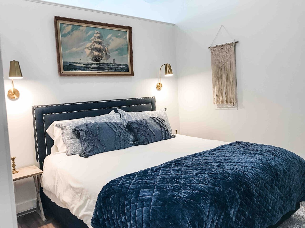 1 bedroom, desk, iron/ironing board, WiFi