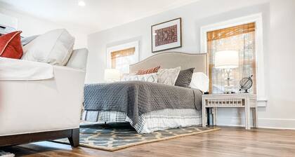 New Studio Apt w/ KING Bed- 1mi. to Columbia`s Sq!