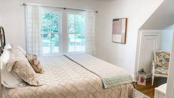 1 chambre, bureau, fer et planche Ă repasser, Wi-Fi